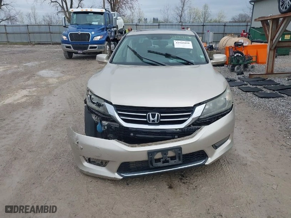 2014 Honda Accord Sedan EX-L with VIN 1HGCR3F83EA017427, listed as a IAAI auction lot 41942810 with 107,976 mi miles. Bid and sale history available at carsss.com. Image 13.