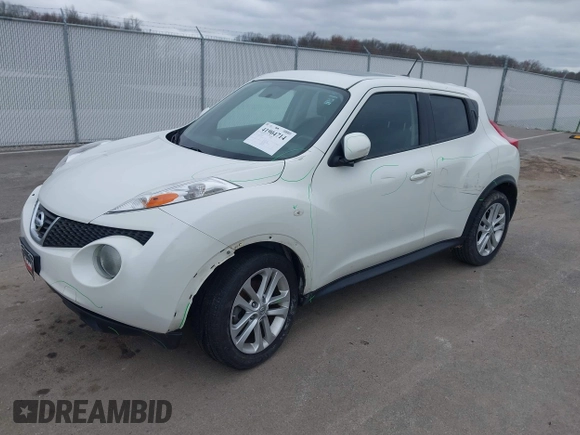 2013 Nissan Juke S with VIN JN8AF5MR6DT226044, listed as a IAAI auction lot 41904714 with 154,445 mi miles. Bid and sale history available at carsss.com. Image 17.