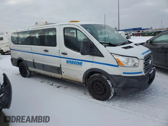 2019 Ford Transit Passenger XL z VIN 1FBZX2ZM1KKB84218, wystawiony jako Copart lot #42512365 z przebiegiem 91 495 mil mil oraz Czysty tytuł • Clean title. Historia ofert i sprzedaży dostępna na DreamBid. Obrazek 4.
