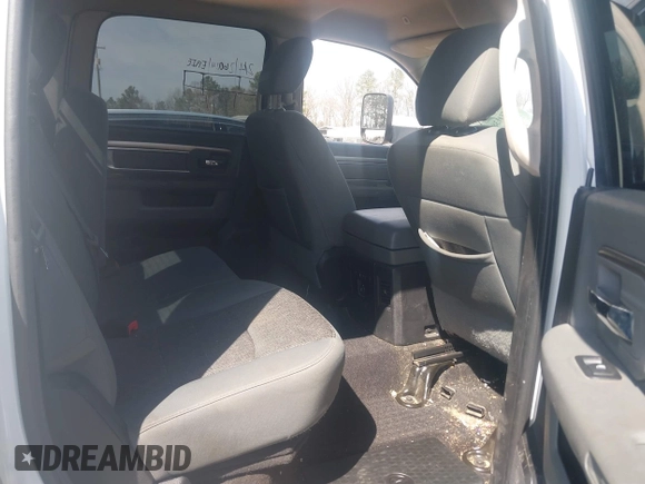 2017 Ram 2500 Big Horn with VIN 3C6UR5DL0HG671269, listed as a IAAI auction lot 41759138 with 178,767 mi miles. Bid and sale history available at carsss.com. Image 8.