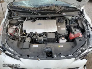 2022 Toyota Prius L Eco with VIN JTDKAMFU4N3176157, listed as a Copart auction lot 41668415 with 31,371 mi miles and Salvage Title. Bid and sale history available at carsss.com. Image 12.