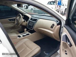 2017 Nissan Altima 2.5 SR with VIN 1N4AL3AP7HC120659, listed as a IAAI auction lot 40816224 with 131,721 mi miles. Bid and sale history available at carsss.com. Image 5.