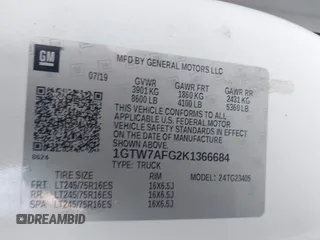 2019 GMC Savana Cargo with VIN 1GTW7AFG2K1366684, listed as a IAAI auction lot 41894616 with 88,788 mi miles. Bid and sale history available at carsss.com. Image 9.