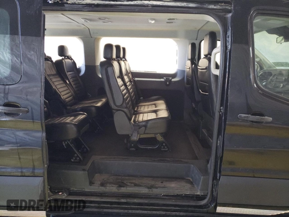 2020 Ford Transit Passenger XL with VIN 1FBAX2Y82LKA22651, listed as a Copart auction lot 52581575 with 33,895 mi miles and Clean title. Bid and sale history available at DreamBid. Image 11.