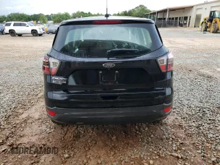 2017 Ford Escape S z VIN 1FMCU0F73HUB48990, wystawiony jako Copart lot #56843835 z przebiegiem 147 780 mil mil oraz Szkoda całkowita • Salvage title. Historia ofert i sprzedaży dostępna na DreamBid. Obrazek 6.