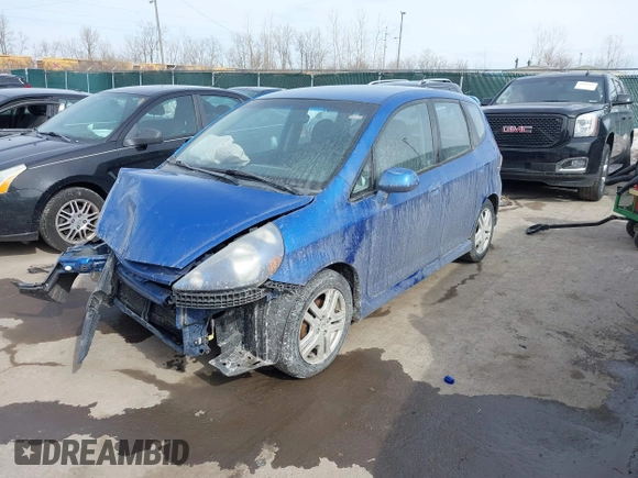 2007 Honda Fit Sport z VIN JHMGD38687S066337, wystawiony jako IAAI lot #41650915 z przebiegiem 227 776 mil mil oraz . Historia ofert i sprzedaży dostępna na DreamBid. Obrazek 18.