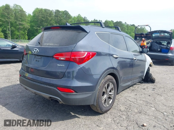 2016 Hyundai Santa Fe z VIN 5XYZU3LB4GG308030, wystawiony jako IAAI lot #42102832 z przebiegiem Nie podano mil oraz . Historia ofert i sprzedaży dostępna na DreamBid. Obrazek 4.