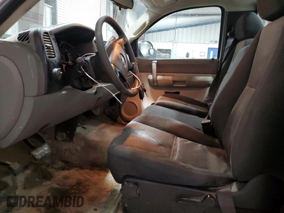 2008 Chevrolet Silverado 1500 Work Truck with VIN 1GCEC14C18Z226305, listed as a Copart auction lot 44736615 with 348,256 mi miles and Salvage Title. Bid and sale history available at carsss.com. Image 7.