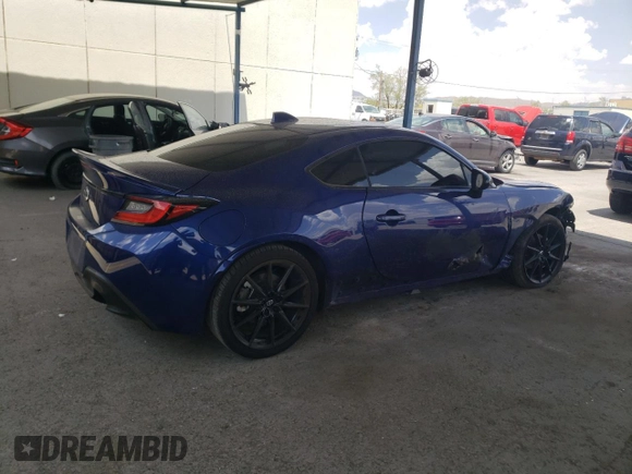 2023 Toyota GR86 Premium with VIN JF1ZNBE18P9750571, listed as a Copart auction lot 64819524 with 17,712 mi miles and Salvage Title. Bid and sale history available at carsss.com. Image 3.