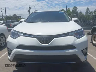 2018 Toyota RAV4 XLE с VIN JTMWFREV2JJ209236, выставлен на аукционе IAAI как лот 42290661 с пробегом 55 910 миль миль и . История ставок и продаж доступна на DreamBid. Изображение 12.