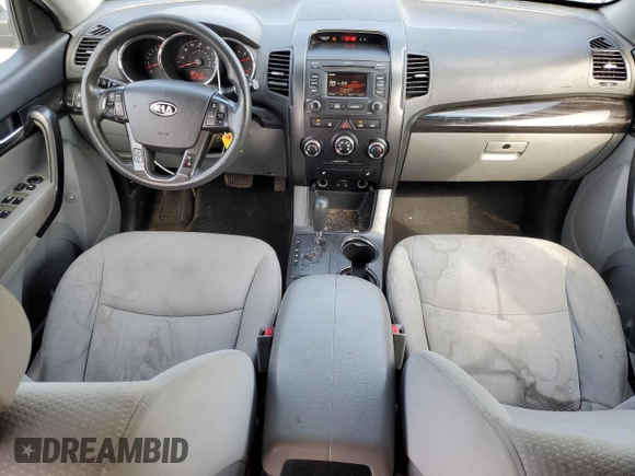 2013 Kia Sorento LX with VIN 5XYKTCA65DG314182, listed as a Copart auction lot 57438425 with 219,691 mi miles and Salvage title. Bid and sale history available at DreamBid. Image 8.