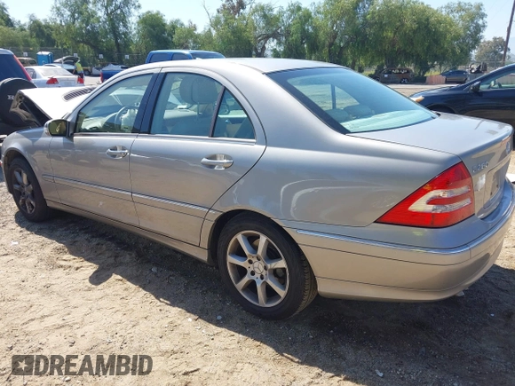 2007 Mercedes-Benz C 280 Luxury with VIN WDBRF54H67A930085, listed as a IAAI auction lot 41972926 with 92,775 mi miles and . Bid and sale history available at DreamBid. Image 3.