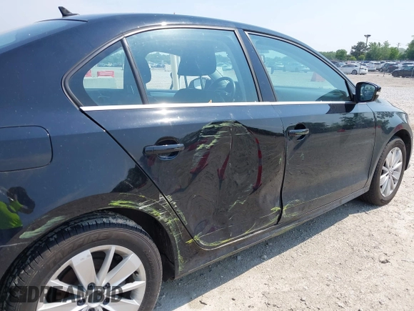 2015 Volkswagen Jetta SE с VIN 3VWD07AJ8FM302396, выставлен на аукционе IAAI как лот 42466054 с пробегом 130 356 миль миль и . История ставок и продаж доступна на DreamBid. Изображение 6.