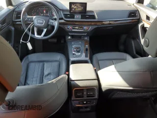 2019 Audi Q5 Premium with VIN WA1ANAFY1K2139788, listed as a Copart auction lot 48243325 with 40,475 mi miles and Salvage Title. Bid and sale history available at carsss.com. Image 8.