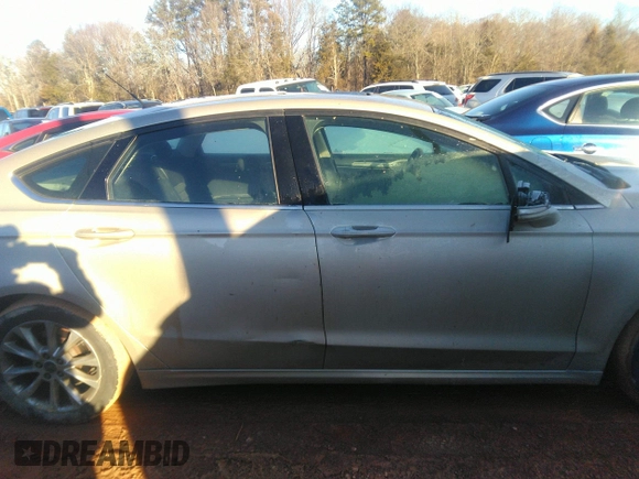 2017 Ford Fusion SE with VIN 3FA6P0HD9HR363606, listed as a IAAI auction lot 41297568 with 125,699 mi miles and . Bid and sale history available at DreamBid. Image 13.