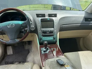 2010 Lexus GS 350 z VIN JTHCE1KSXA0025359, wystawiony jako Copart lot #59037445 z przebiegiem 167 013 mil mil oraz Tytuł czysty. Historia ofert i sprzedaży dostępna na DreamBid. Obrazek 9.