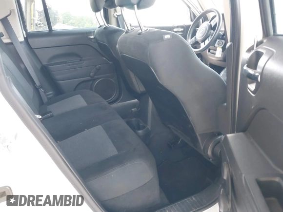 2016 Jeep Patriot Sport with VIN 1C4NJPBB7GD774369, listed as a IAAI auction lot 42583722 with 180,474 mi miles and . Bid and sale history available at DreamBid. Image 8.