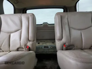 2003 GMC Yukon SLT with VIN 1GKEC13Z33J169798, listed as a Copart auction lot 45046605 with 199,767 mi miles and Salvage Title. Bid and sale history available at carsss.com. Image 10.