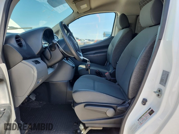 2017 Nissan NV200 S with VIN 3N6CM0KN2HK700484, listed as a Copart auction lot 63396345 with 90,197 mi miles and Clean title. Bid and sale history available at DreamBid. Image 7.
