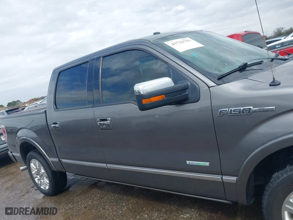2013 Ford F-150 XL with VIN 1FTFW1CT2DFC41825, listed as a IAAI auction lot 41722792 with 218,353 mi miles. Bid and sale history available at carsss.com. Image 13.