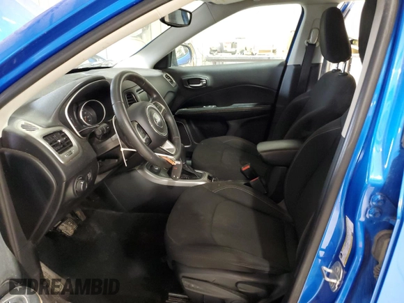 2018 Jeep Compass Sport z VIN 3C4NJDAB9JT480473, wystawiony jako Copart lot #86115104 z przebiegiem 172 171 mil mil oraz Szkoda całkowita • Salvage title. Historia ofert i sprzedaży dostępna na DreamBid. Obrazek 7.