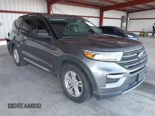 2022 Ford Explorer XLT z VIN 1FMSK7DHXNGB36514, wystawiony jako IAAI lot #42310723 z przebiegiem 44 198 mil mil oraz . Historia ofert i sprzedaży dostępna na DreamBid. Obrazek 1.