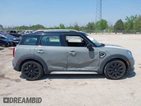 2020 MINI Countryman Cooper S with VIN WMZYX1C08L3L66257, listed as a IAAI auction lot 42402345 with 28,609 mi miles and . Bid and sale history available at DreamBid. Image 13.