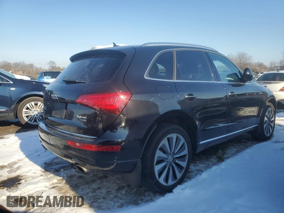 2016 Audi SQ5 Premium Plus with VIN WA1CGAFP8GA014181, listed as a Copart auction lot 87998015 with 117,236 mi miles and Salvage Title. Bid and sale history available at carsss.com. Image 3.