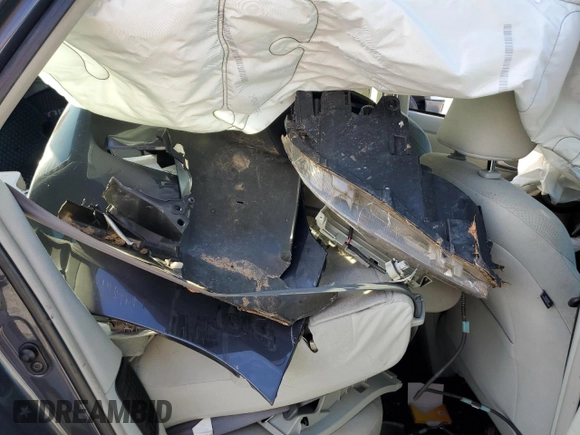 2015 Toyota Prius Four с VIN JTDKN3DU4F0464717, выставлен на аукционе Copart как лот 57757145 с пробегом Не указан миль и На запчасти • Non repairable. История ставок и продаж доступна на DreamBid. Изображение 11.