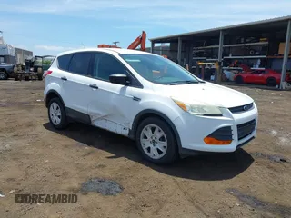2015 Ford Escape S with VIN 1FMCU0F7XFUB49941, listed as a IAAI auction lot 42111681 with 133,775 mi miles. Bid and sale history available at carsss.com. Image 1.