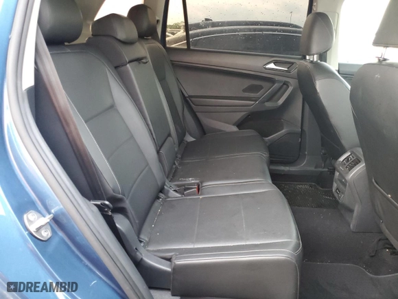 2018 Volkswagen Tiguan SEL with VIN 3VV2B7AX8JM106767, listed as a Copart auction lot 51954695 with 83,962 mi miles and Salvage Title. Bid and sale history available at carsss.com. Image 11.