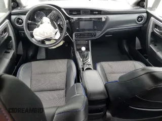 2019 Toyota Corolla L z VIN 2T1BURHE3KC137184, wystawiony jako Copart lot #59637165 z przebiegiem 84 197 mil mil oraz Szkoda całkowita • Salvage title. Historia ofert i sprzedaży dostępna na DreamBid. Obrazek 8.