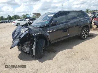 2024 Volkswagen Atlas SEL Premium R-Line with VIN 1V2FR2CAXRC569318, listed as a Copart auction lot 86309144 with Not provided miles and Salvage title. Bid and sale history available at DreamBid. Image 1.