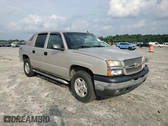 2005 Chevrolet Avalanche LS with VIN 3GNEC12Z95G253634, listed as a Copart auction lot 74323684 with 228,818 mi miles and Non Repairable. Bid and sale history available at carsss.com. Image 10.