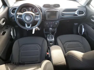 2020 Jeep Renegade Altitude with VIN ZACNJABB6LPL65270, listed as a Copart auction lot 48143655 with 31,457 mi miles and Salvage title. Bid and sale history available at DreamBid. Image 8.