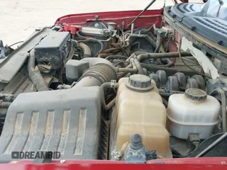 2013 Ford F-150 XL с VIN 1FTFX1EF6DFB85974, выставлен на аукционе IAAI как лот 42836918 с пробегом 182 145 миль миль и . История ставок и продаж доступна на DreamBid. Изображение 19.
