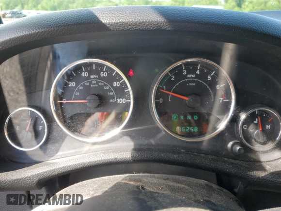 2014 Jeep Wrangler Sport z VIN 1C4AJWAG0EL147523, wystawiony jako Copart lot #59682015 z przebiegiem 196 258 mil mil oraz Szkoda całkowita • Salvage title. Historia ofert i sprzedaży dostępna na DreamBid. Obrazek 9.