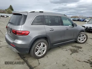 2023 Mercedes-Benz GLB 250 z VIN W1N4M4GB4PW260633, wystawiony jako Copart lot #43804695 z przebiegiem 37 763 mil mil oraz Szkoda całkowita • Salvage title. Historia ofert i sprzedaży dostępna na DreamBid. Obrazek 3.