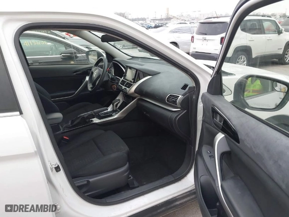 2018 Mitsubishi Eclipse Cross ES with VIN JA4AT3AA0JZ050618, listed as a IAAI auction lot 41156353 with 114,922 mi miles. Bid and sale history available at carsss.com. Image 5.