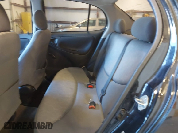 2003 Toyota ECHO with VIN JTDBT123830277187, listed as a IAAI auction lot 41346332 with 177,893 mi miles. Bid and sale history available at carsss.com. Image 8.