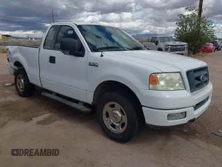 2005 Ford F-150 XL with VIN 1FTRF12W05NB36068, listed as a IAAI auction lot 41732744 with 203,261 mi miles. Bid and sale history available at carsss.com. Image 1.
