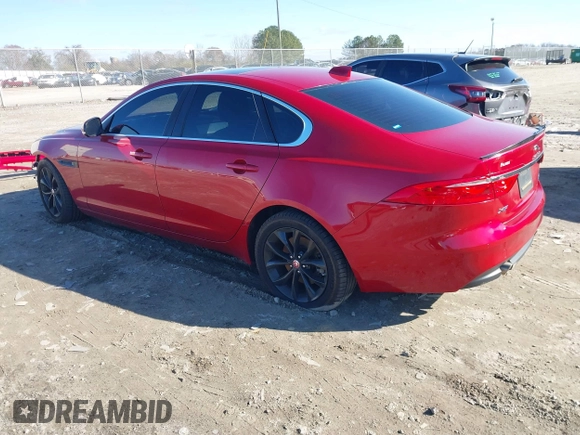 2018 Jaguar XF 25t Premium with VIN SAJBJ4FX1JCY55244, listed as a IAAI auction lot 41123344 with 57,373 mi miles. Bid and sale history available at carsss.com. Image 3.