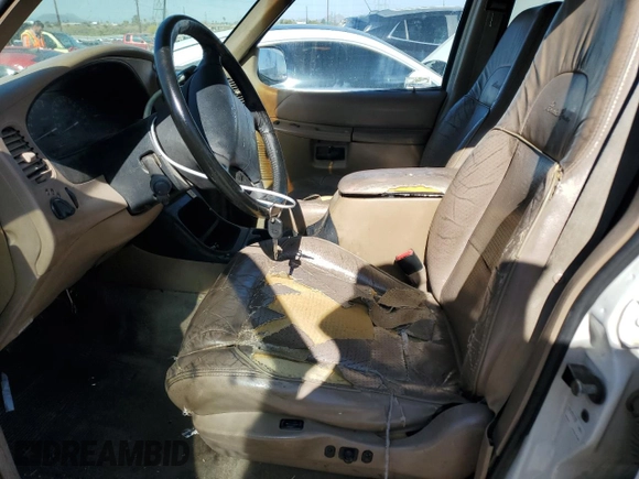 1998 Ford Explorer XLT with VIN 1FMZU32P7WZC30996, listed as a Copart auction lot 55173285 with 154,893 mi miles and Salvage title. Bid and sale history available at DreamBid. Image 7.