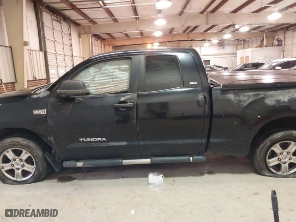 2007 Toyota Tundra SR5 with VIN 5TFBV54107X007994, listed as a IAAI auction lot 41581644 with 236,267 mi miles. Bid and sale history available at carsss.com. Image 14.