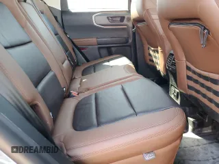 2023 Ford Bronco Sport Badlands z VIN 3FMCR9D9XPRE02582, wystawiony jako Copart lot #46403845 z przebiegiem 26 713 mil mil oraz Nie do naprawy • Non repairable. Historia ofert i sprzedaży dostępna na DreamBid. Obrazek 11.
