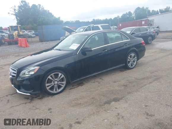 2014 Mercedes-Benz E 350 Sport with VIN WDDHF5KB2EA977354, listed as a IAAI auction lot 42403760 with 92,055 mi miles and . Bid and sale history available at DreamBid. Image 18.