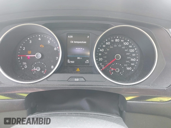 2018 Volkswagen Tiguan SEL with VIN 3VV3B7AX9JM054814, listed as a IAAI auction lot 42394400 with 92,160 mi miles and . Bid and sale history available at DreamBid. Image 7.