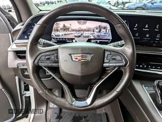 2021 Cadillac Escalade ESV Premium Luxury z VIN 1GYS4KKL7MR424XXX, wystawiony jako Copart lot #59819975 z przebiegiem 43 652 mil mil oraz Czysty tytuł • Clean title. Historia ofert i sprzedaży dostępna na DreamBid. Obrazek 7.