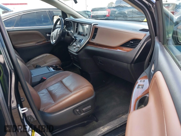 2017 Toyota Sienna XLE with VIN 5TDDZ3DC8HS186246, listed as a IAAI auction lot 41818631 with 182,583 mi miles and . Bid and sale history available at DreamBid. Image 5.