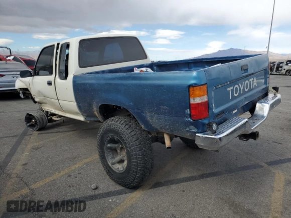 1989 Toyota Pickup DLX с VIN JT4VN13D1K5008139, выставлен на аукционе Copart как лот 76332414 с пробегом 131 303 миль миль и Списание • Salvage title. История ставок и продаж доступна на DreamBid. Изображение 2.